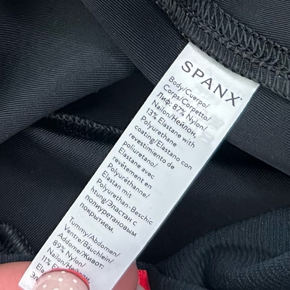 NWT SPANX Mama Maternity Faux Leather Leggings in Very Black - Picture 7 of 7